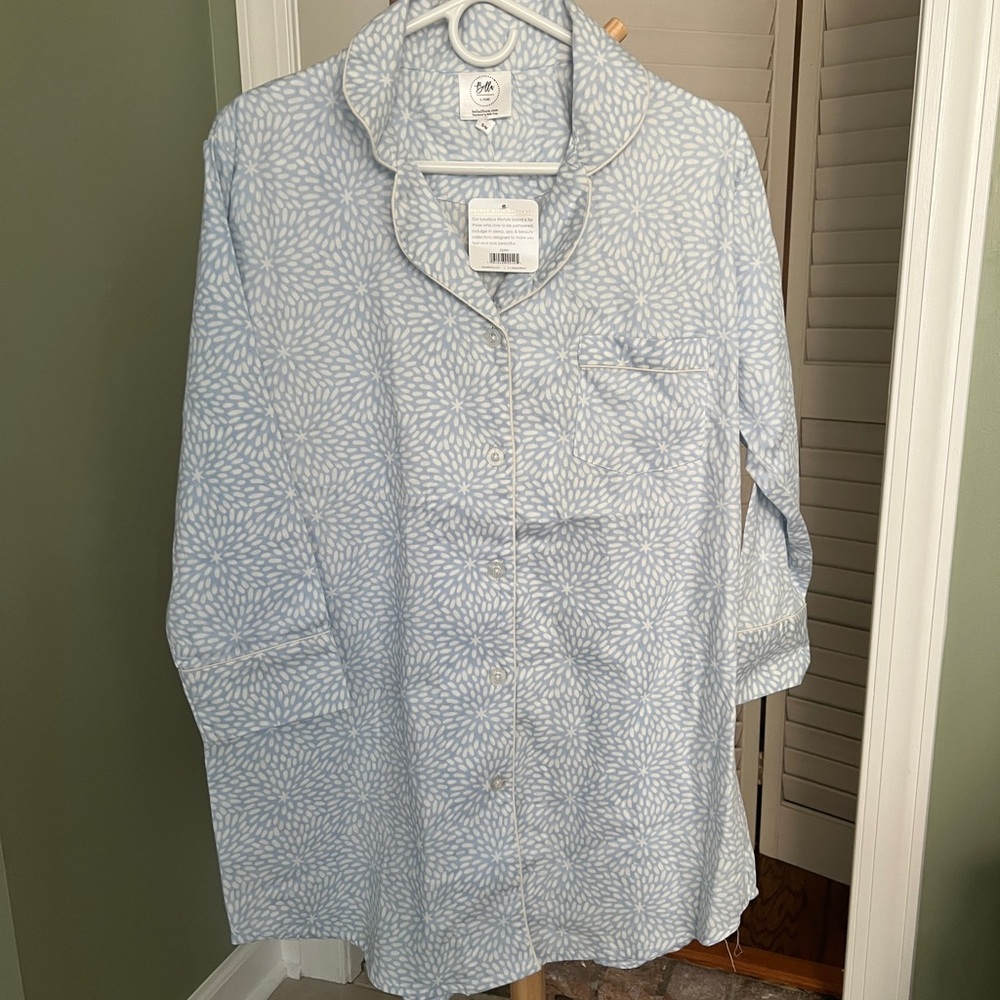 Nightgown Blue and White Patterned Size Small